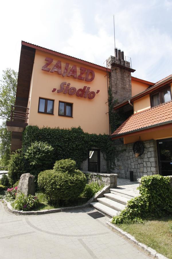 Zajazd Siodlo Hotel&Restauracja Kobyla Góra Exterior foto